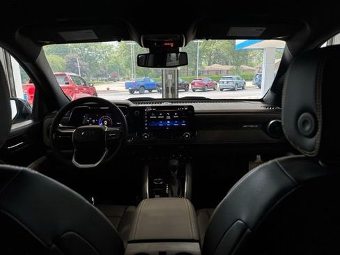 New 2025 Chevrolet Colorado ZR2 w/ Technology Package image 18