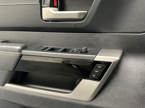 Used 2023 Toyota Tundra Limited image 16