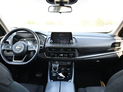 Used 2024 Nissan Rogue SV AWD/4WD image 21