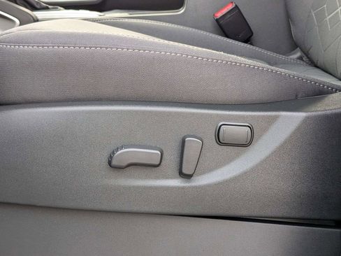 New 2026 Nissan Frontier SV w/ SV Convenience Package image 9