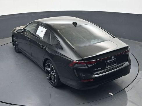 Used 2026 Honda Accord SE image 15