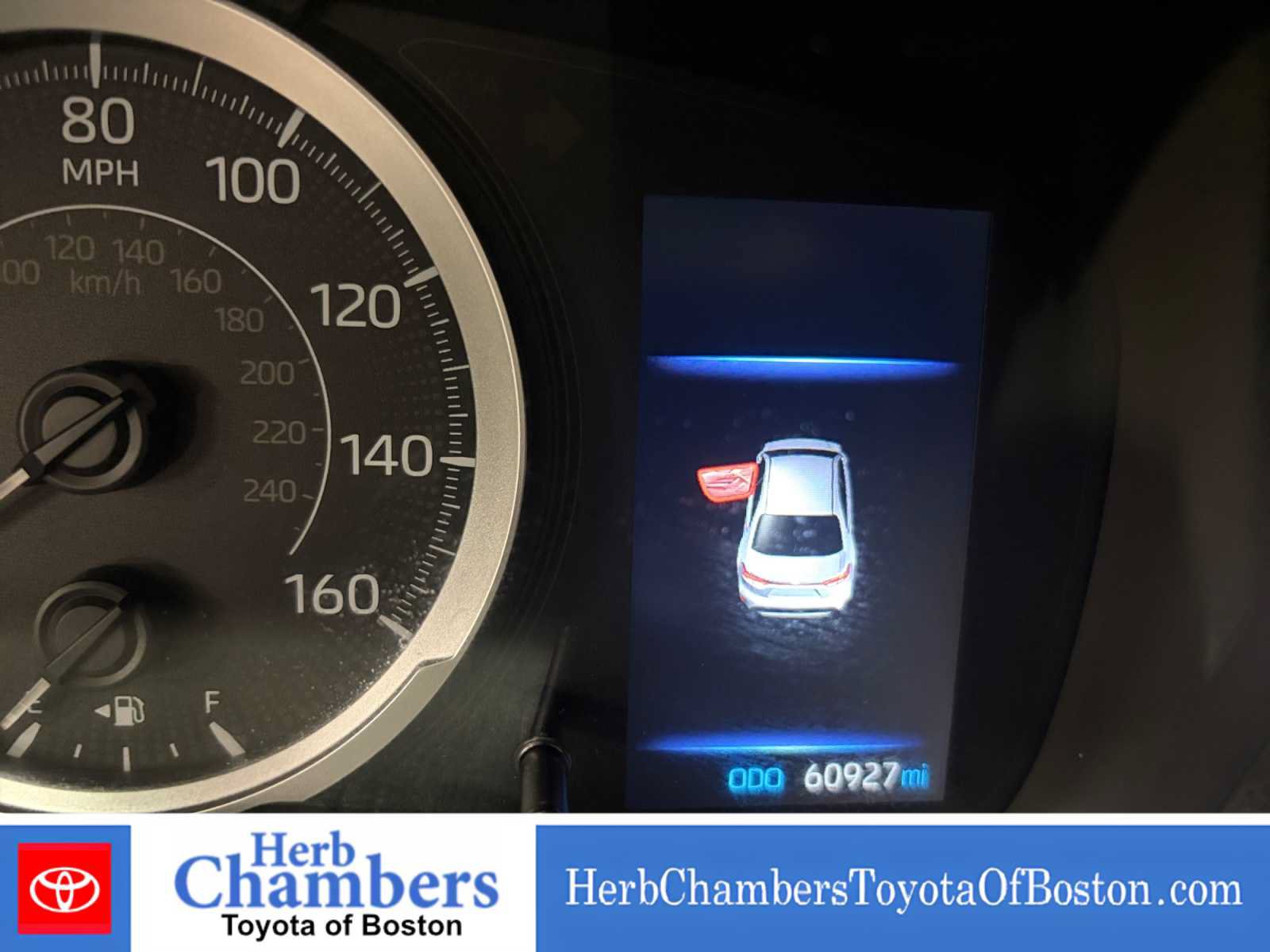 Used 2020 Toyota Corolla LE FWD image 5
