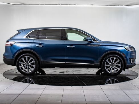Used 2019 Lincoln Nautilus Select image 6