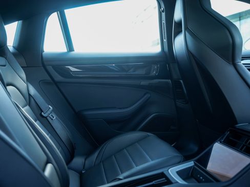 New 2026 Porsche Panamera image 28