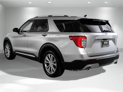 Used 2024 Ford Explorer Limited image 10