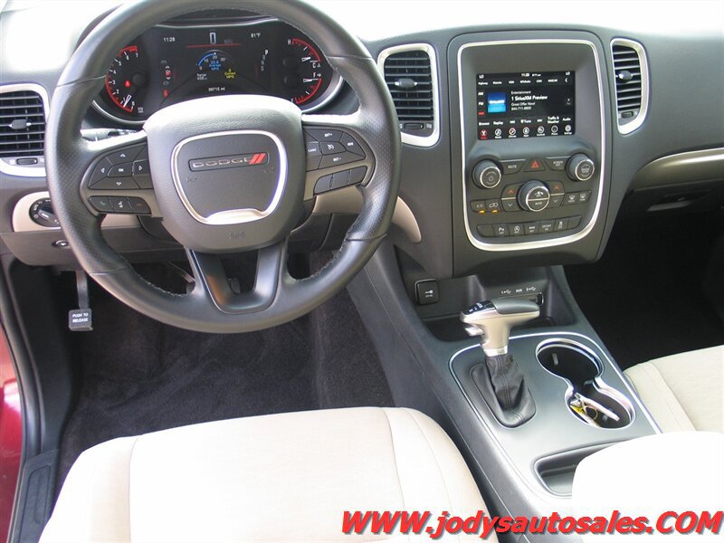 Used 2019 Dodge Durango SXT AWD/4WD image 6