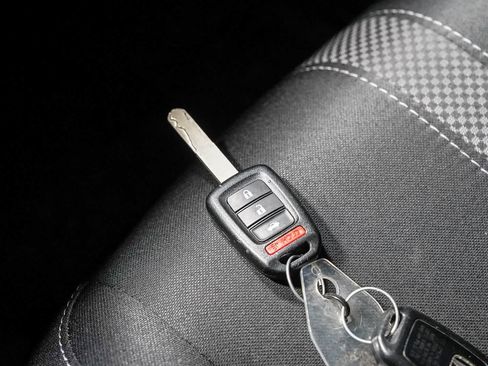 Used 2019 Honda Civic LX image 28