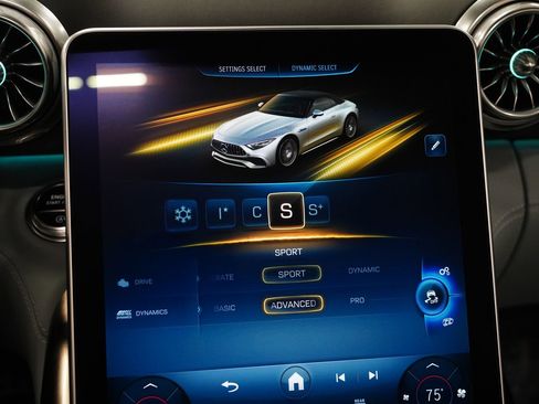 Certified 2024 Mercedes-Benz SL 43 AMG image 30