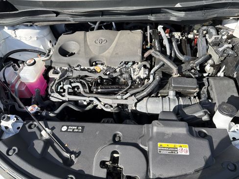 Used 2023 Toyota Sienna XSE image 35