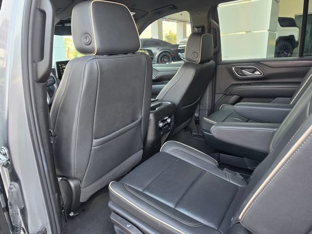 Used 2024 GMC Yukon SLT RWD image 19