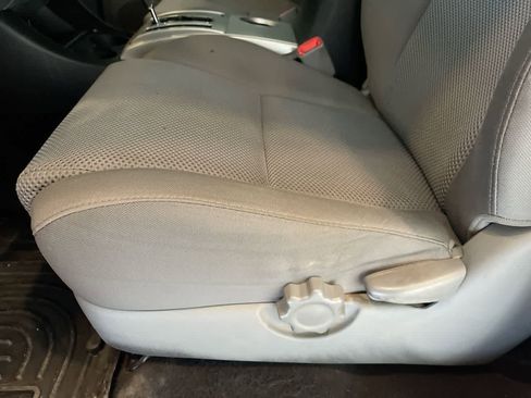 Used 2014 Toyota Tacoma 4x4 Double Cab w/ TRD Sport Package image 12