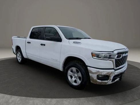 Used 2025 RAM 1500 Big Horn AWD/4WD image 5