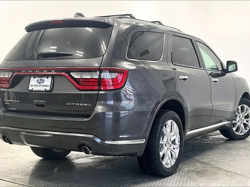 Used 2016 Dodge Durango Citadel w/ Premium Entertainment Group image 2