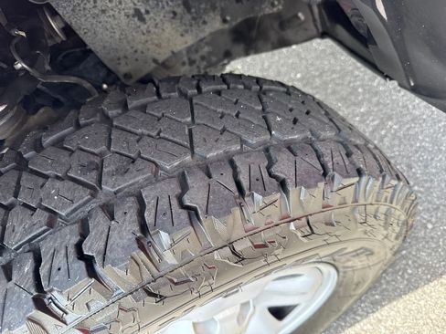 Used 2022 Toyota Tacoma SR5 image 28