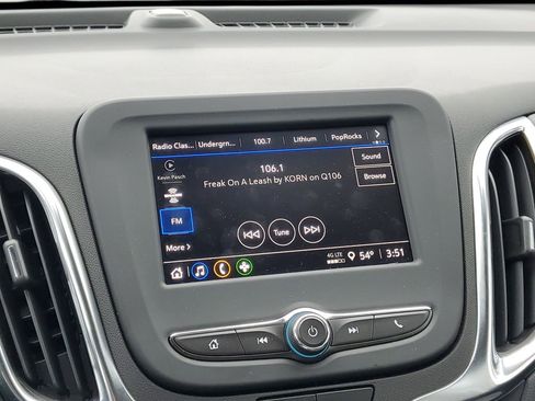 Used 2024 Chevrolet Equinox LT image 13