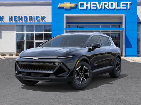 New 2026 Chevrolet Equinox EV LT image 8