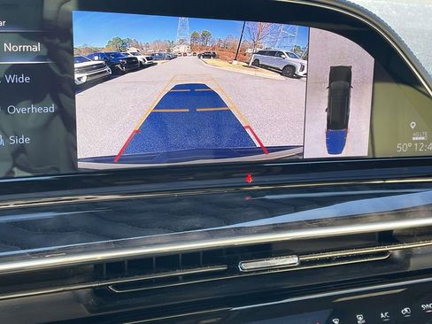 Used 2021 Cadillac Escalade ESV Premium Luxury w/ Driver Assist Tech Package image 30