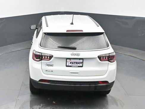 Used 2025 Jeep Compass Sport AWD/4WD image 38