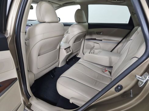 Used 2009 Toyota Venza AWD image 25