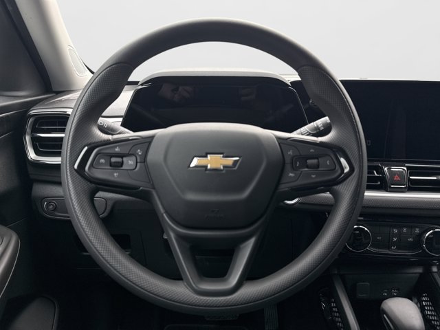 Used 2025 Chevrolet TrailBlazer LT w/ Driver Confidence Package AWD/4WD image 12