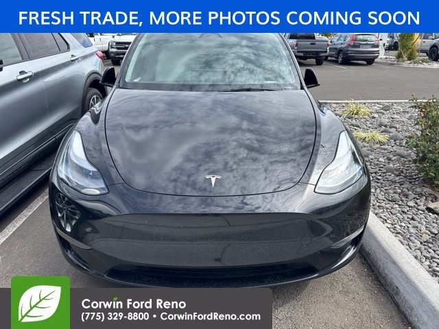 Used 2024 Tesla Model Y Long Range AWD/4WD image 2