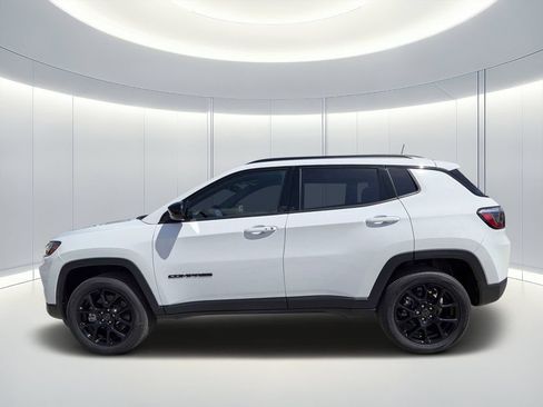 New 2026 Jeep Compass Latitude AWD/4WD image 7