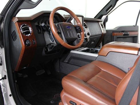 Used 2014 Ford F350 King Ranch w/ Snow Plow Prep Package image 21