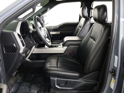 Used 2020 Ford F150 Lariat w/ Equipment Group 502A Luxury AWD/4WD image 33