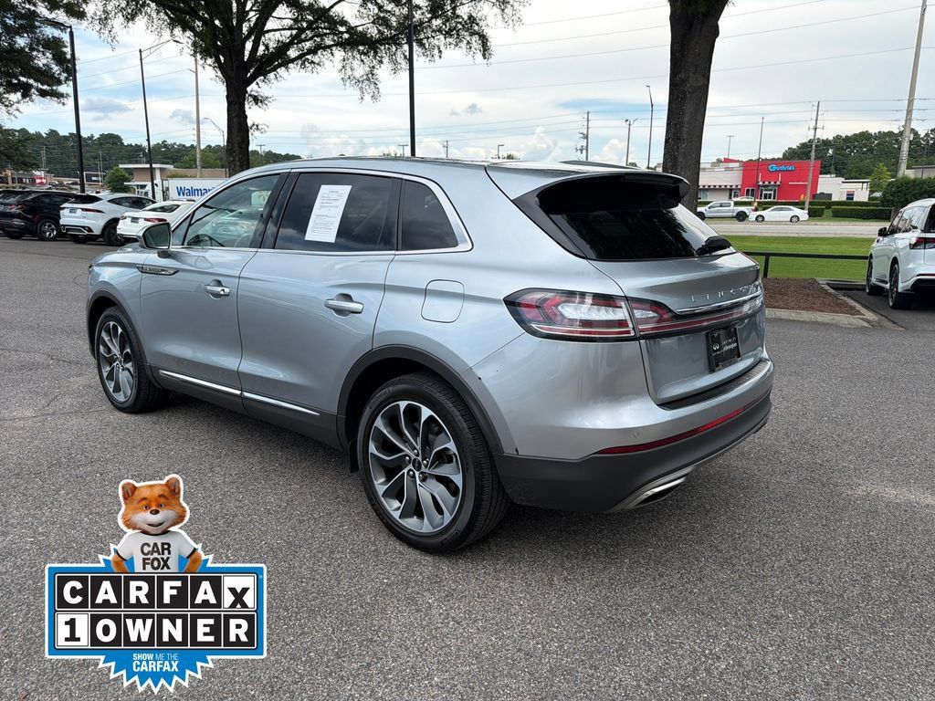 Used 2023 Lincoln Nautilus Reserve AWD/4WD image 9