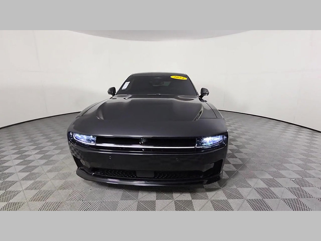Used 2024 Dodge Charger Daytona Scat Pack w/ Plus Group AWD/4WD image 48