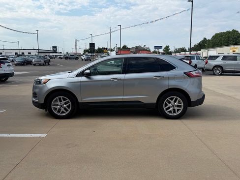 Used 2022 Ford Edge SEL AWD/4WD image 7