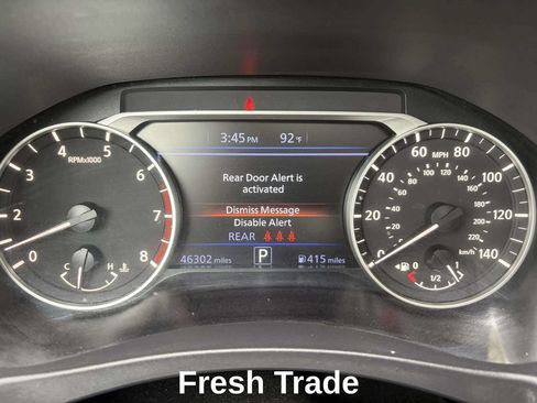 Used 2024 Nissan Altima 2.5 SR w/ SR Premium Package FWD image 13