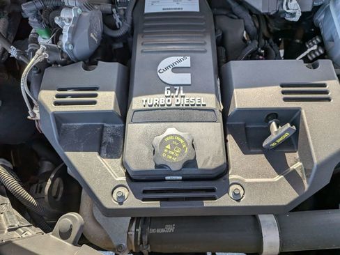 Used 2022 RAM 2500 Limited image 17