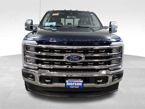 Used 2023 Ford F350 Lariat w/ Chrome Package image 2