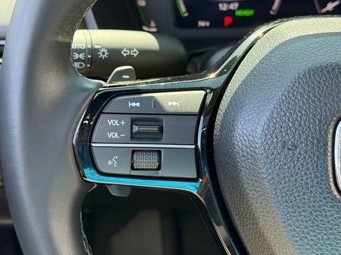 Used 2025 Honda Civic Sport Touring image 12