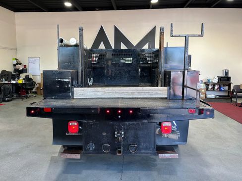 Used 2019 Ford F550 2WD Crew Cab Super Duty image 5