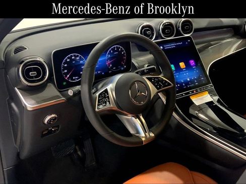Used 2026 Mercedes-Benz GLC 300 4MATIC image 17