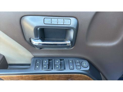 Used 2015 Chevrolet Silverado 1500 LTZ image 18
