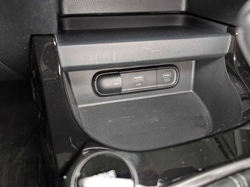 Certified 2024 Kia Seltos S image 28