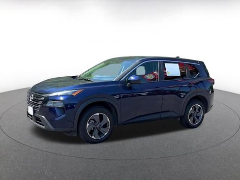 Used 2025 Nissan Rogue SV FWD image 8