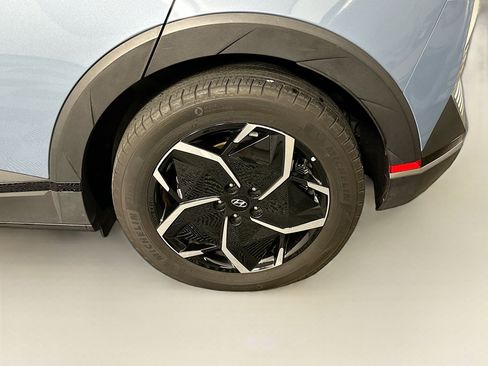 Used 2024 Hyundai Ioniq 5 SEL image 11