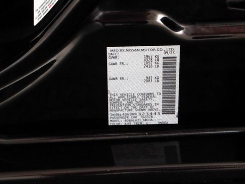 Used 2024 Nissan Altima 2.5 SV FWD image 30