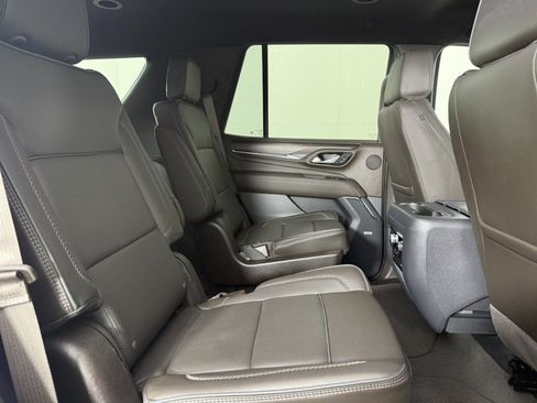 Used 2023 GMC Yukon Denali AWD/4WD image 13
