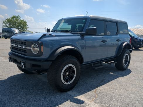 Certified 2023 Ford Bronco Black Diamond w/ Sasquatch Package AWD/4WD image 6