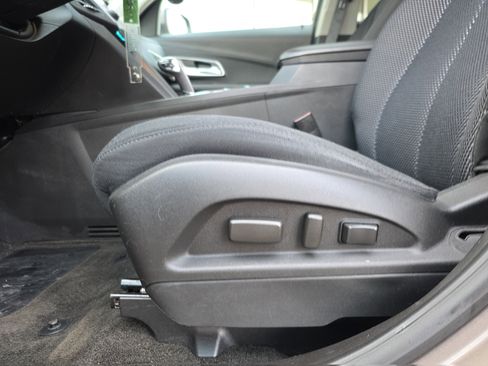 Used 2011 Chevrolet Equinox LT w/ Driver Convenience Package image 14