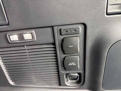 New 2025 Lincoln Navigator Black Label image 31