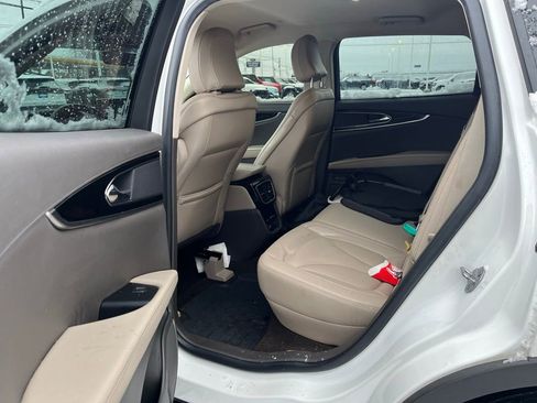 Used 2021 Lincoln Nautilus FWD w/ Equipment Group 101A image 10