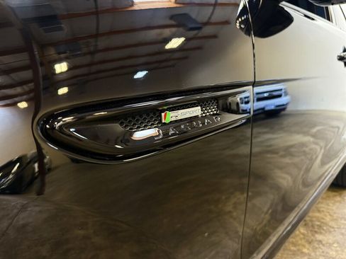 Used 2017 Jaguar F-PACE R-Sport AWD/4WD image 10