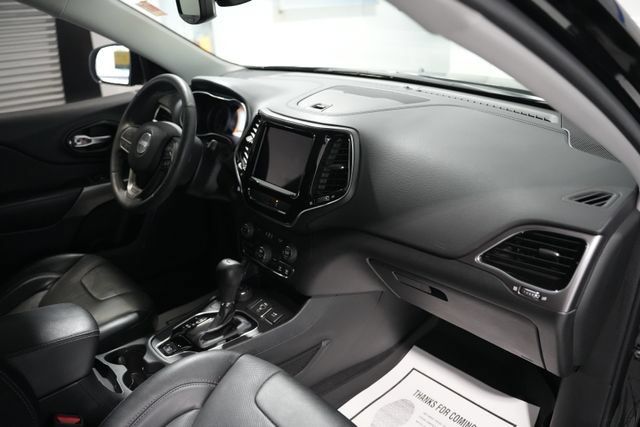 Used 2022 Jeep Cherokee Limited AWD/4WD image 22