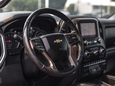 Used 2020 Chevrolet Silverado 3500 High Country w/ Z71 Off-Road Package AWD/4WD image 6